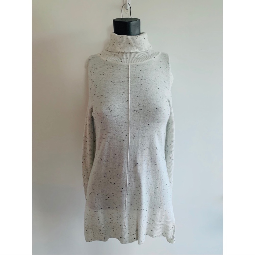 Calvin Klein turtleneck sweater size S